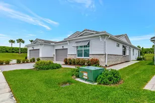 11527 SW Viridian Blvd, Port Saint Lucie, FL 34987 - Photo 2