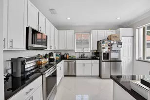 3755 Pebblebrook Ct, Coconut Creek, FL 33073 - Photo 12