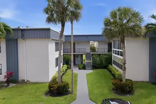 563 Piedmont L, Delray Beach, FL 33484 - Photo 2
