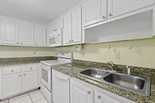 2800 N Ocean Dr, Singer Island, FL 33404 - Photo 8