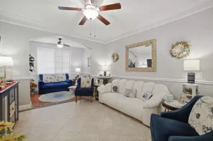 6101 Myrtlewood Cir W, Palm Beach Gardens, FL 33418 - Photo 2