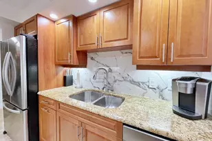 3000 N Ocean Dr, Singer Island, FL 33404 - Photo 12
