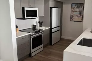 1551 N Flagler Dr, West Palm Beach, FL 33401 - Photo 2