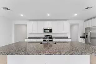 841 NW Archer Ave, Port Saint Lucie, FL 34983 - Photo 12