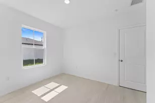 841 NW Archer Ave, Port Saint Lucie, FL 34983 - Photo 8