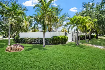 5496 NE 22nd Avenue, Fort Lauderdale, FL 33308 - Photo 14