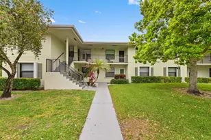 1701 Sabal Ridge Cir, Palm Beach Gardens, FL 33418 - Photo 1