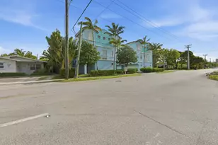 1705 Johnson St, Hollywood, FL 33020 - Photo 1