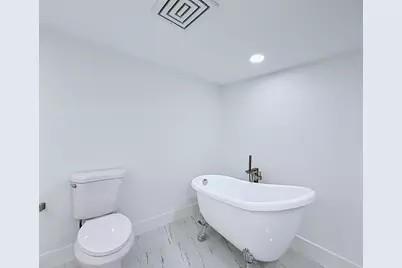 2480 Presidential Way #902, West Palm Beach, FL 33401 - Photo 22