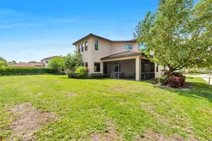 11795 Waterway Cir, Parkland, FL 33076 - Photo 24