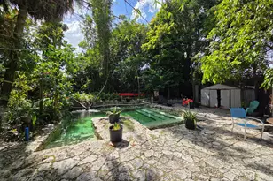 238 SW 1st St, Florida City, FL 33034 - Photo 10