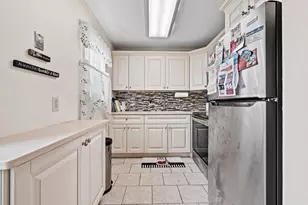 167 Cambridge G, West Palm Beach, FL 33417 - Photo 6