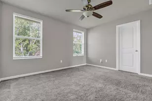 5659 Enclave Dr, Riviera Beach, FL 33407 - Photo 16