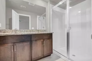 5659 Enclave Dr, Riviera Beach, FL 33407 - Photo 18