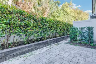 5659 Enclave Dr, Riviera Beach, FL 33407 - Photo 20