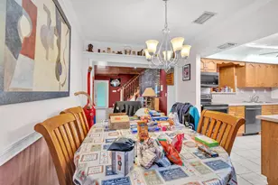 13930 SW 36th Ct, Davie, FL 33330 - Photo 6