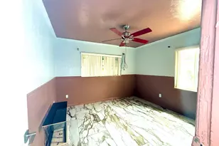 14725 NE 8th Ave, Miami, FL 33161 - Photo 2