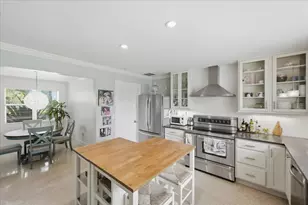 206 SE Wentworth Dr, Stuart, FL 34996 - Photo 8