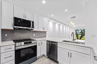 7192 Huntington Lane #208, Delray Beach, FL 33446 - Photo 1