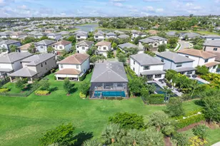 4640 E Pinehurst Trl Trail E, Fort Lauderdale, FL 33309 - Photo 62