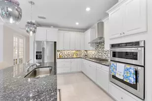 4640 E Pinehurst Trl Trail E, Fort Lauderdale, FL 33309 - Photo 32