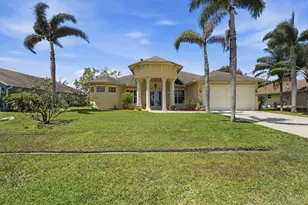 2199 SE Heathwood Cir, Port Saint Lucie, FL 34952 - Photo 1