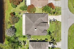 2199 SE Heathwood Cir, Port Saint Lucie, FL 34952 - Photo 48