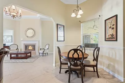 2199 SE Heathwood Circle, Port Saint Lucie, FL 34952 - Photo 18