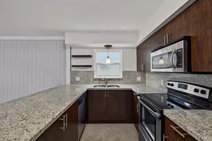 191 NE 6th Ct, Dania Beach, FL 33004 - Photo 18