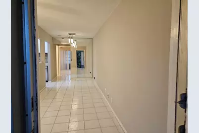 71 Easthampton #C, West Palm Beach, FL 33417 - Photo 2