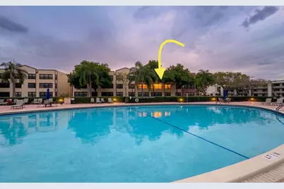 10641 W Clairmont Circle, Tamarac, FL 33321 - Photo 2