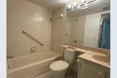 10641 W Clairmont Circle, Tamarac, FL 33321 - Photo 14