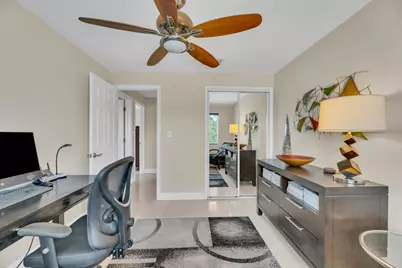 2401 NE 17th Terrace, Wilton Manors, FL 33305 - Photo 16