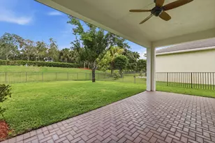 2106 Belcara Court, West Palm Beach, FL 33411 - Photo 24