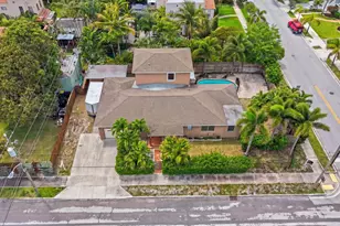 303 Cornell Dr, Lake Worth Beach, FL 33460 - Photo 1