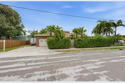 303 Cornell Drive, Lake Worth Beach, FL 33460 - Photo 42