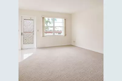 66 Brighton, Boca Raton, FL 33434 - Photo 2