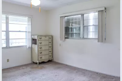 66 Brighton, Boca Raton, FL 33434 - Photo 8