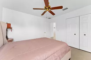 375 NW 42nd St, Boca Raton, FL 33431 - Photo 18