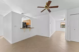 375 NW 42nd St, Boca Raton, FL 33431 - Photo 8