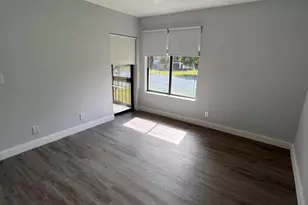 159 NW 70th St, Boca Raton, FL 33487 - Photo 6