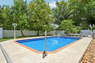 1360 SW 32nd St, Fort Lauderdale, FL 33315 - Photo 38