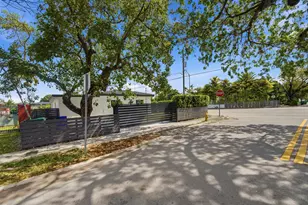 1770 SW 17th Ave, Miami, FL 33145 - Photo 10