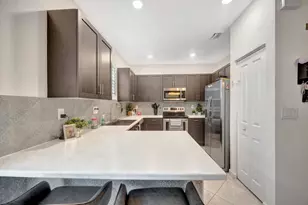 2629 SE 13th St, Homestead, FL 33035 - Photo 10