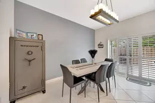 2629 SE 13th St, Homestead, FL 33035 - Photo 8