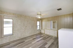 2001 N 83rd Ave Ave N, Saint Petersburg, FL 33702 - Photo 28