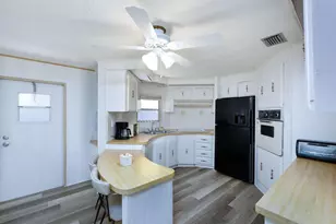 2001 N 83rd Ave Ave N, Saint Petersburg, FL 33702 - Photo 2