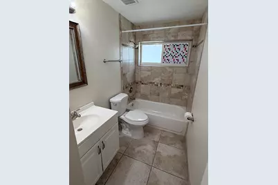 7302 NW 57th Court, Tamarac, FL 33321 - Photo 8