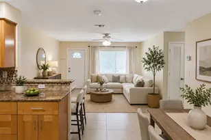 7302 NW 57th Ct, Tamarac, FL 33321 - Photo 2