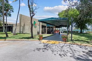 2786 Tennis Club Dr, West Palm Beach, FL 33417 - Photo 28